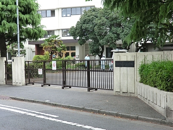 川崎市川崎区塩浜1丁目の土地(川崎市立四谷小学校)