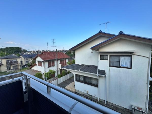 町田市新築戸建駅徒10分2台駐車可吹抜け
