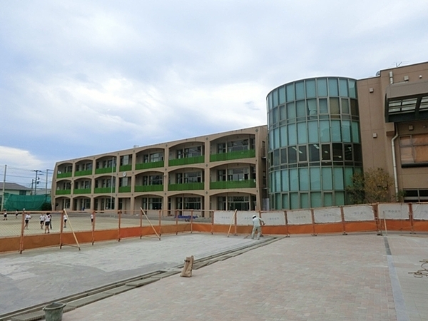 【1号棟】茅ヶ崎市新築戸建WICロフト(茅ケ崎市立緑が浜小学校)