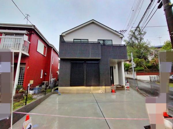 泉区新築戸建　LDK18帖　2台駐車可　ロフト　吹抜け