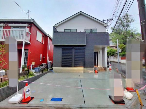 泉区新築戸建　LDK18帖　2台駐車可　ロフト　吹抜け