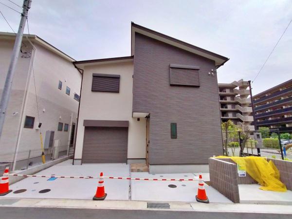 【6号棟】鎌倉市新築戸駅まで平坦大型ガレージ