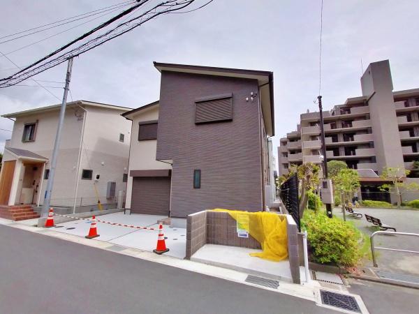 【6号棟】鎌倉市新築戸駅まで平坦大型ガレージ