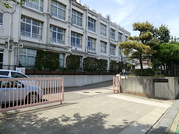 川崎市高津区久地1丁目の土地(川崎市立下作延小学校)