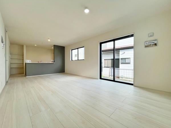 【1号棟】瀬谷区新築戸建2台駐車可SICパントリー