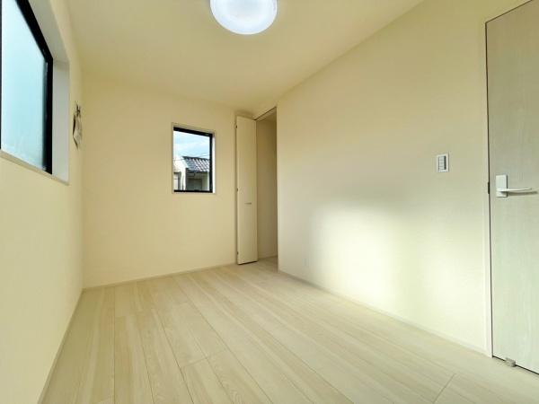 【1号棟】瀬谷区新築戸建2台駐車可SICパントリー