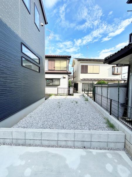 【1号棟】瀬谷区新築戸建2台駐車可SICパントリー