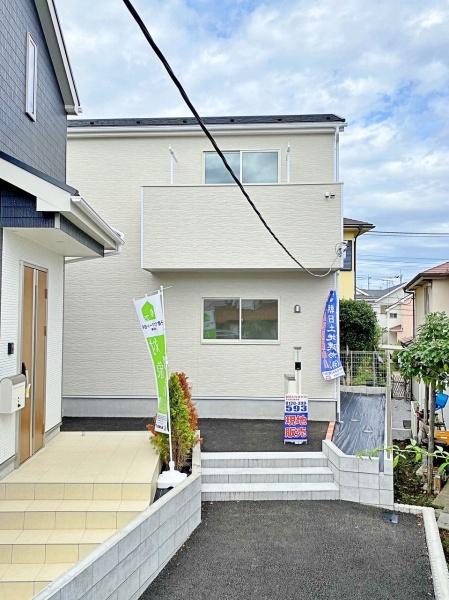 横浜市青葉区荏田西４丁目の新築一戸建