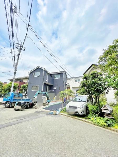 横浜市青葉区荏田西４丁目の新築一戸建