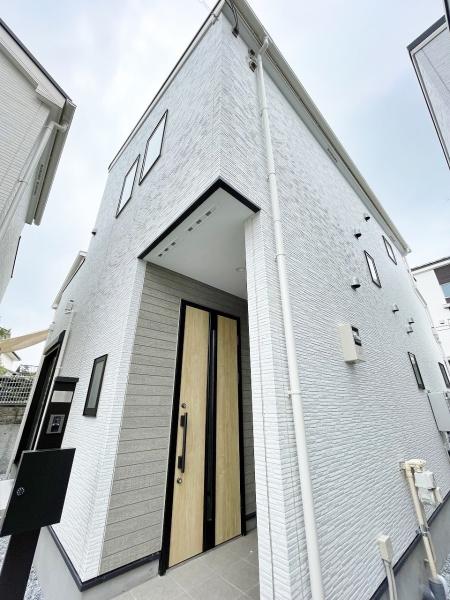 【2号棟】藤沢市新築戸建　2台駐車可　LDK18帖　吹抜