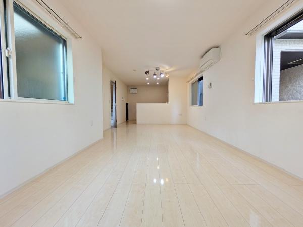 大田区中古戸建　LDK19帖　WIC　南道路　始発駅