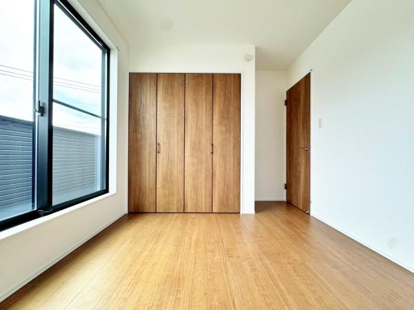 【1号棟】藤沢市新築戸建　LDK19帖　パントリー