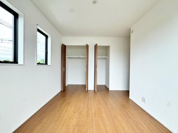 【1号棟】藤沢市新築戸建　LDK19帖　パントリー