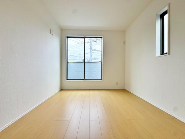 【2号棟】藤沢市新築戸建　LDK19帖　パントリー