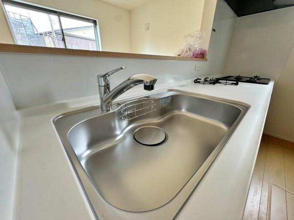 【2号棟】藤沢市新築戸建　LDK19帖　パントリー