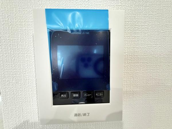 【2号棟】金沢区新築戸建　LDK20帖　WIC　リビング階段