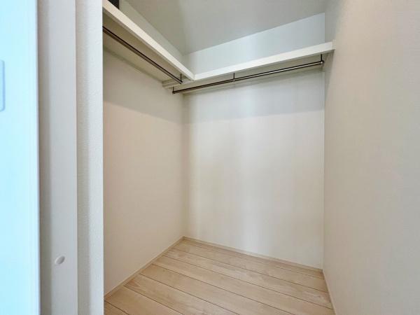 港北区新築戸建LDK20帖吹抜けWIC2ヶ所