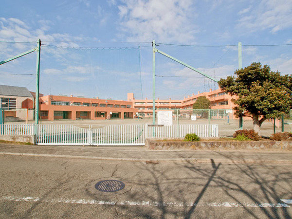 横浜市都筑区荏田南3丁目の新築一戸建(横浜市立荏田南小学校)