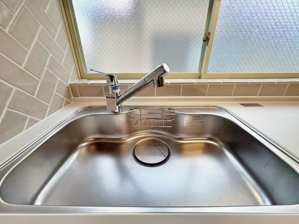 横浜市港南区笹下3丁目の中古一戸建て(キッチン)