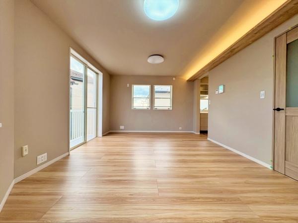 横浜市港南区笹下3丁目の中古一戸建て(リビング)