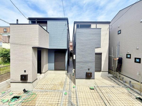 【1号棟】中区新築戸建WICリビング階段