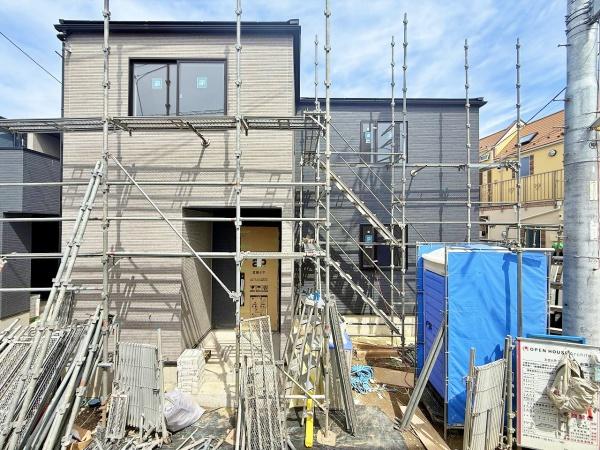 【3号棟】中区新築戸建リビング階段　納戸