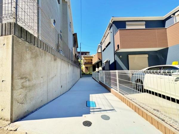 【12号棟】横須賀市新築戸建　LDK20帖　2台駐車可