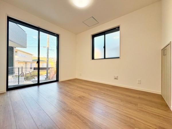 【3号棟】藤沢市新築戸建LDK18帖納戸カードキー(洋室)
