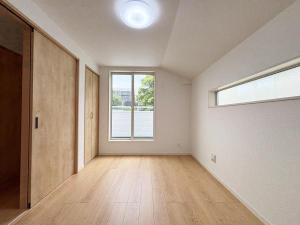 【2号棟】保土ケ谷区新築戸建ビルトイン車庫LDK18帖