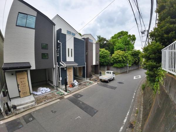 【2号棟】保土ケ谷区新築戸建ビルトイン車庫LDK18帖