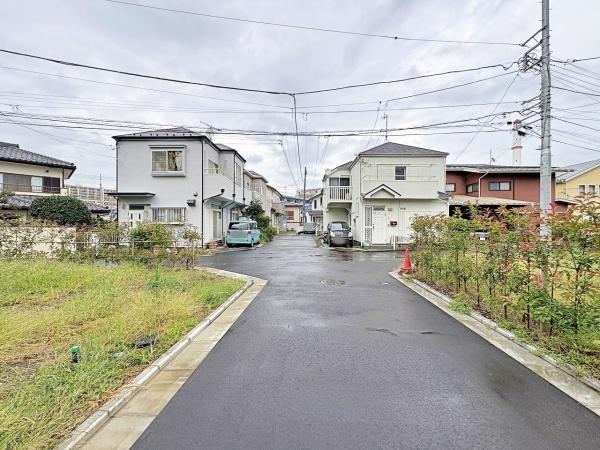 【A区画】藤沢市売地　建築条件なし　2台駐車可　角地