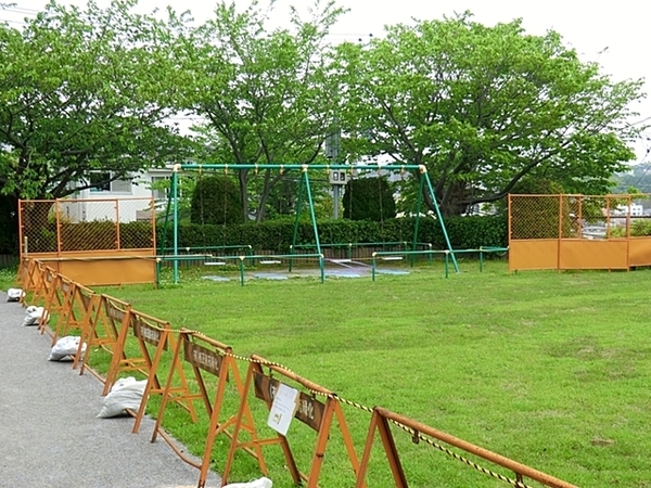 鎌倉市津の土地(七里ガ浜かもめ公園)
