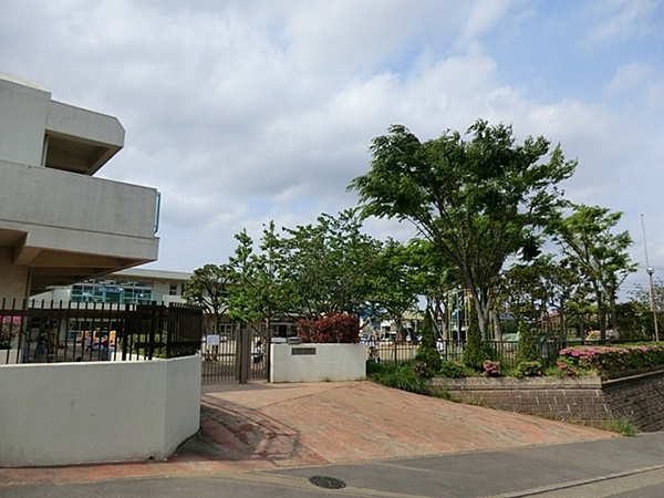 横須賀市湘南鷹取5丁目の土地(たかとり幼稚園)