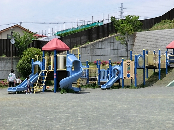 ローレルスクエア港南台C棟【#ペット飼育可能】(鍛冶ヶ谷北公園)