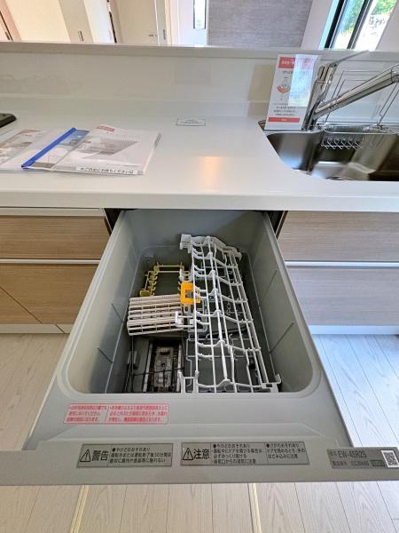 【1号棟】栄区新築戸建2台駐車可LDK19帖2WIC
