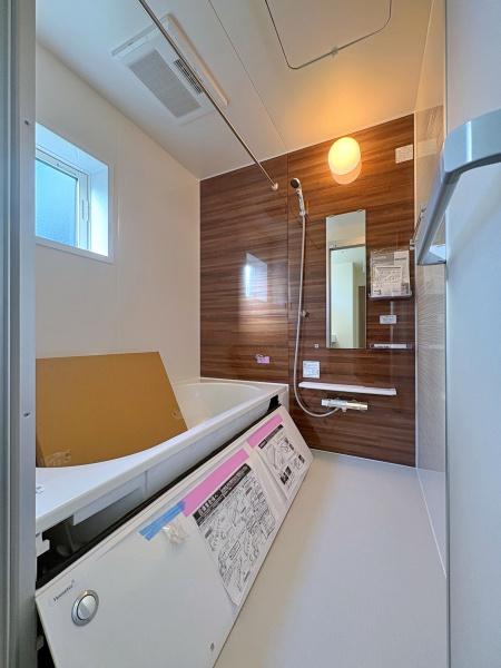 【1号棟】金沢区新築戸建2台駐車可床暖房吹抜け