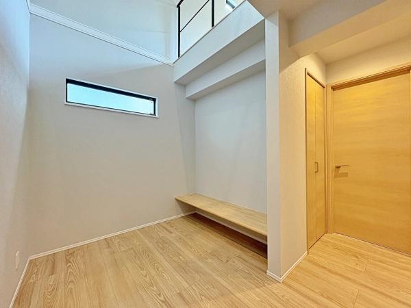 【1号棟】神奈川区新築戸建　ビルトイン車庫　吹抜