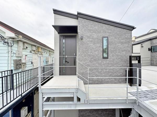 【1号棟】神奈川区新築戸建　ビルトイン車庫　吹抜