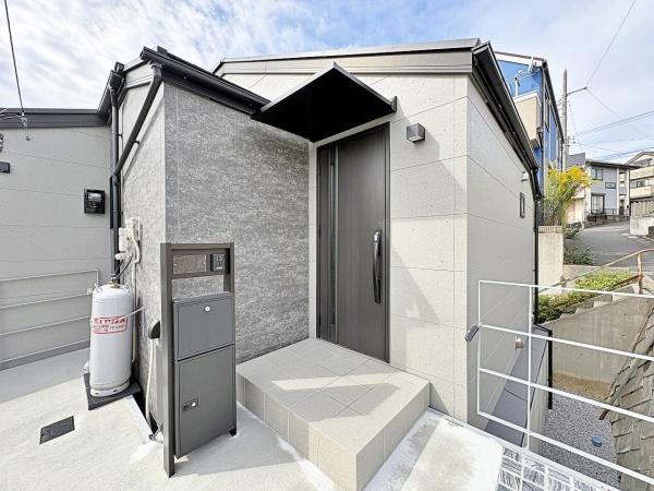 【2号棟】神奈川区新築戸建 ビルトイン車庫 吹抜(その他)