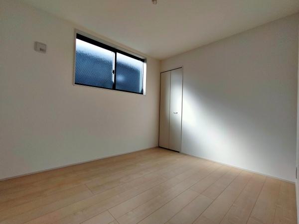 【2号棟】大和市新築戸建　LDK20帖　ビルトイン車庫