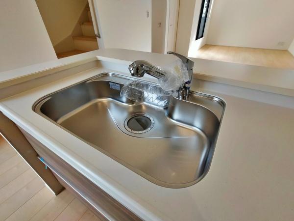 【2号棟】大和市新築戸建　LDK20帖　ビルトイン車庫