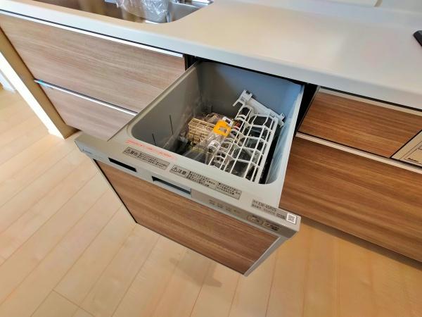 【2号棟】大和市新築戸建　LDK20帖　ビルトイン車庫