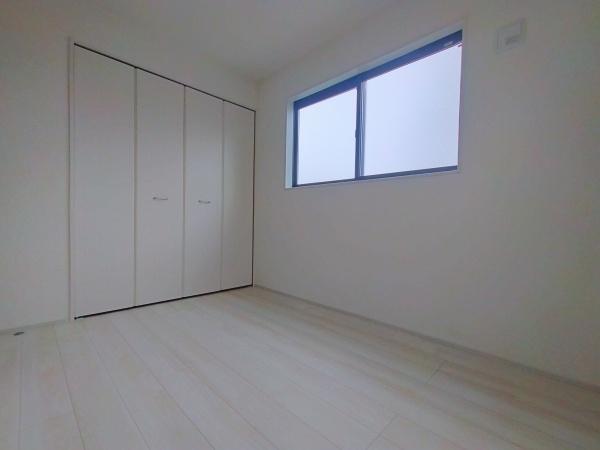 【1号棟】都筑区新築戸建ビルトイン車庫納戸