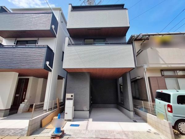 【1号棟】都筑区新築戸建ビルトイン車庫納戸