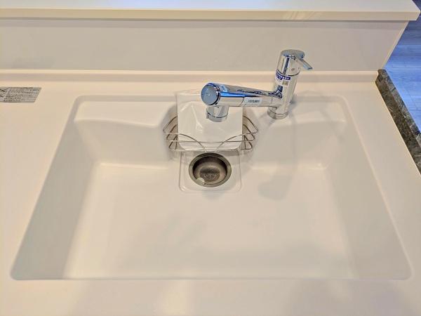 【2号棟】栄区新築戸建　WIC　納戸　南面バルコニー