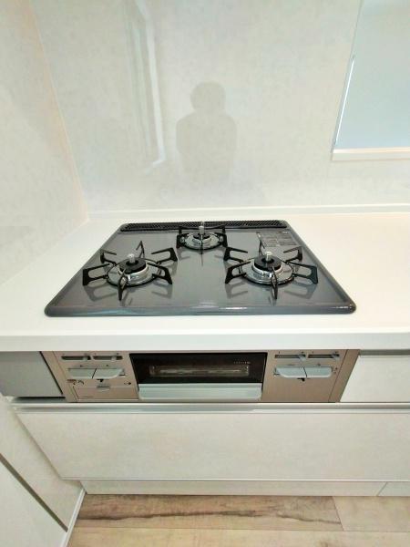 【2号棟】茅ヶ崎市新築戸建　LDK18帖　リビング階段