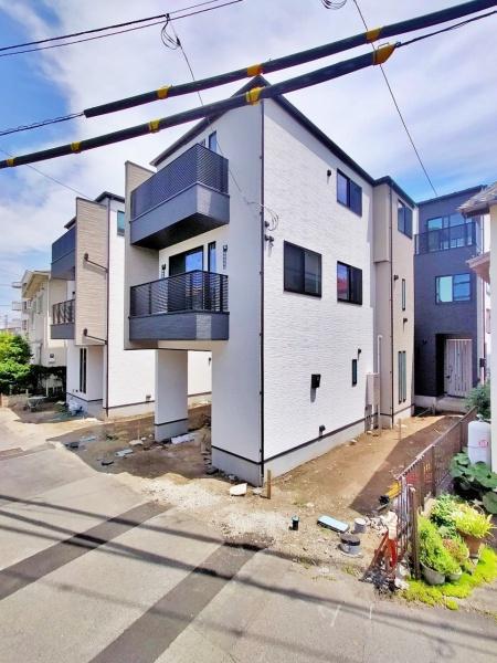 【3号棟】茅ヶ崎市新築戸建　LDK18帖　リビング階段
