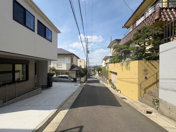 【1号棟】多摩区新築戸建LDK18帖2台駐車可WIC