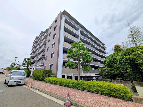 ローレルスクエア港南台C棟　角部屋　ペット飼育可