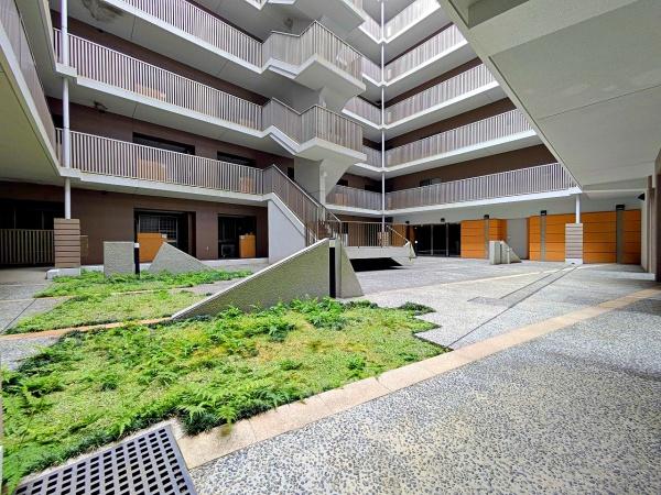 ローレルスクエア港南台C棟　角部屋　ペット飼育可